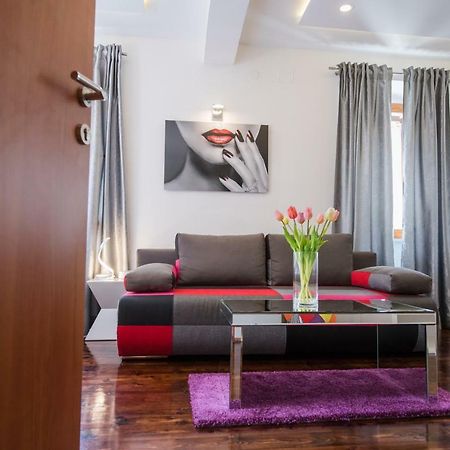Studio Apartment Lena Каштела Екстер'єр фото