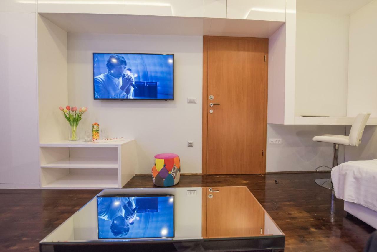 Studio Apartment Lena Каштела Екстер'єр фото